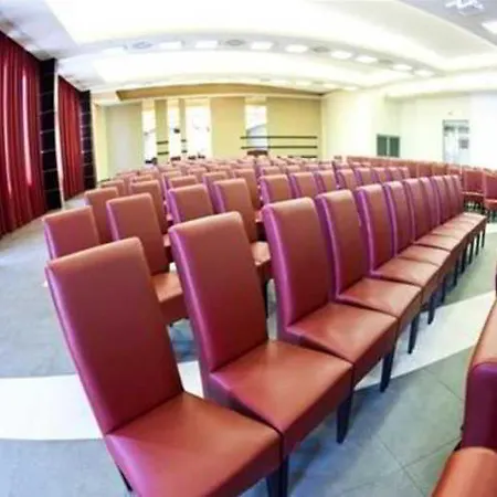 فندق Mogorjelo 4*