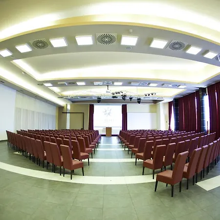 Hotel Mogorjelo 4*