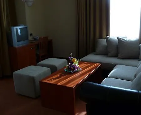 Mogorjelo 4* كابليينا