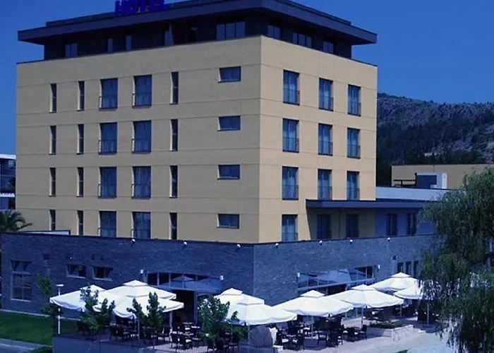 Hotel Mogorjelo